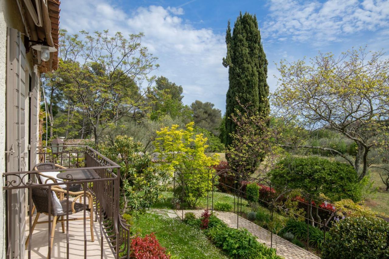 Hotel Les Messugues Σαιν-Πολ-ντε-Βανς Εξωτερικό φωτογραφία