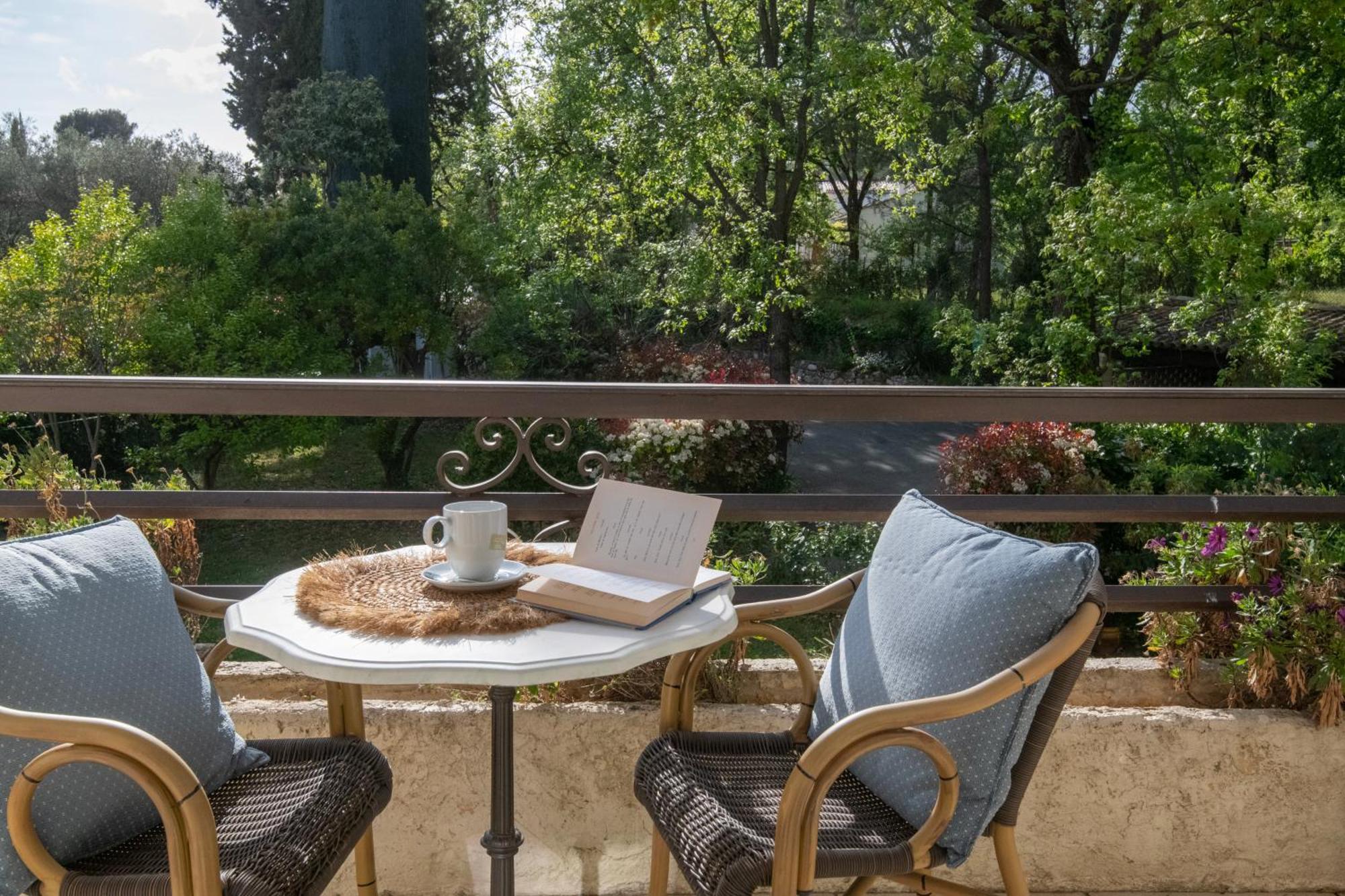 Hotel Les Messugues Σαιν-Πολ-ντε-Βανς Εξωτερικό φωτογραφία